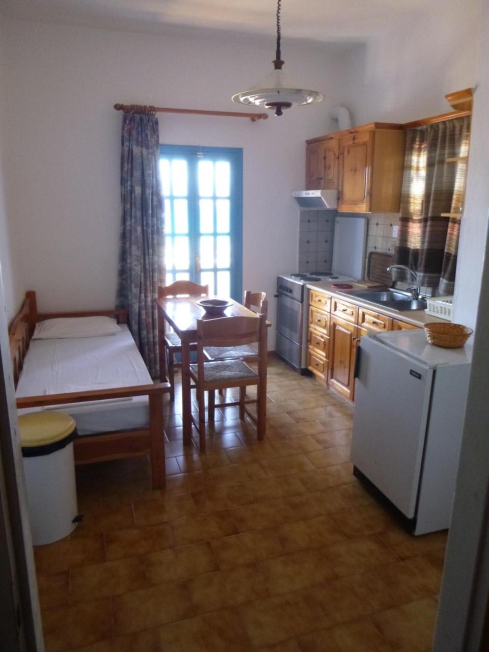Stavros Apartments Istron Esterno foto